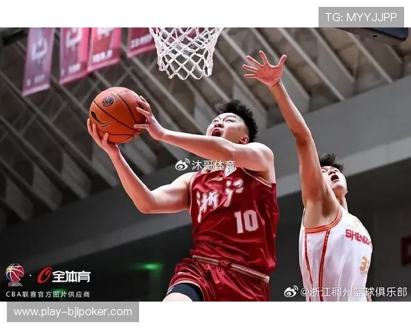 深圳史密斯连中三分绝杀浙江，李慕豪王浩然内线支撑攻防体系